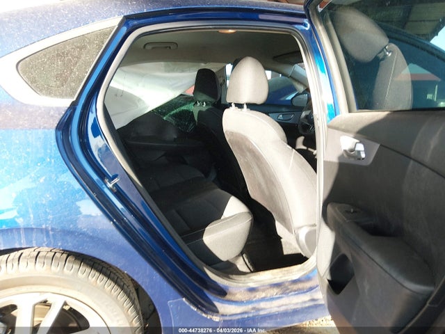 44738276 :رقم المزاد ، 3KPF24AD5NE437052 vin ، 2022 Kia Forte Lxs مزاد بيع