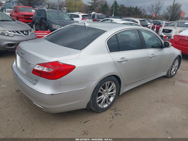 Продажа на аукционе авто 2012 Hyundai Genesis 4.6, vin: KMHGC4DF0CU180181, номер лота: 44738278
