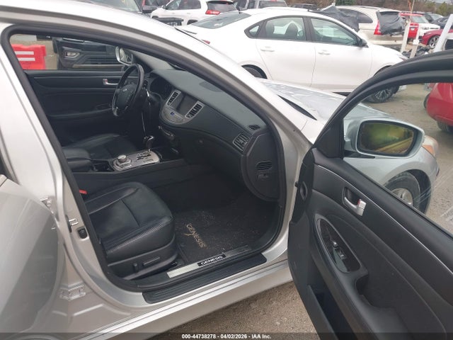 Продажа на аукционе авто 2012 Hyundai Genesis 4.6, vin: KMHGC4DF0CU180181, номер лота: 44738278