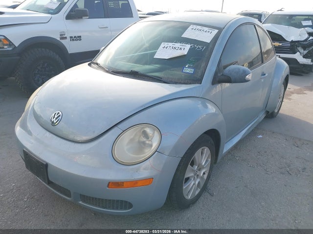 44738283 :رقم المزاد ، 3VWPW31C79M504012 vin ، 2009 Volkswagen New Beetle 2.5l مزاد بيع