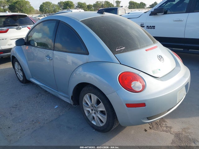 44738283 :رقم المزاد ، 3VWPW31C79M504012 vin ، 2009 Volkswagen New Beetle 2.5l مزاد بيع