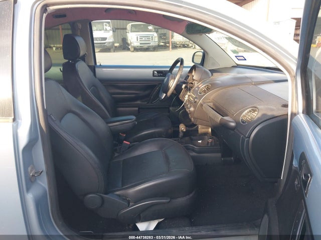 44738283 :رقم المزاد ، 3VWPW31C79M504012 vin ، 2009 Volkswagen New Beetle 2.5l مزاد بيع