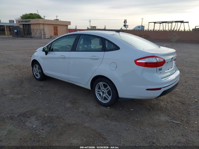 Ford FIESTA SE 2018 3FADP4BJ2JM134667 Image 3