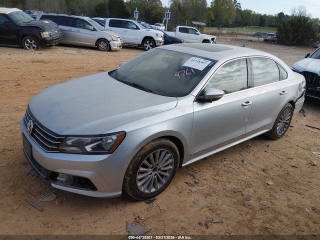 2016 Volkswagen Passat 1.8t Se მანქანა იყიდება აუქციონზე, vin: 1VWBT7A3XGC019761, აუქციონის ნომერი: 44738307