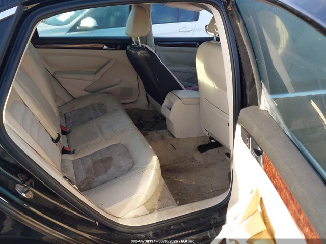 Продаж на аукціоні авто 2012 Volkswagen Passat 2.0l Tdi Sel Premium, vin: 1VWCN7A34CC025449, номер лоту: 44738317