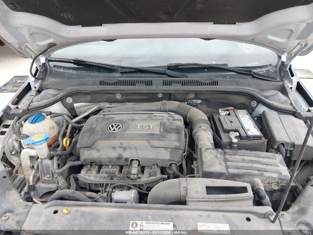 2017 Volkswagen Jetta 1.8t Sel/1.8t Sel Premium მანქანა იყიდება აუქციონზე, vin: 3VWL17AJ1HM414677, აუქციონის ნომერი: 44738318