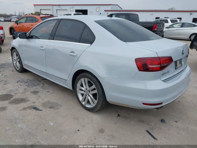 2017 Volkswagen Jetta 1.8t Sel/1.8t Sel Premium მანქანა იყიდება აუქციონზე, vin: 3VWL17AJ1HM414677, აუქციონის ნომერი: 44738318