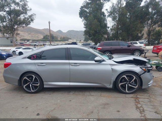 1HGCV1F33KA146526 Honda Accord Sport