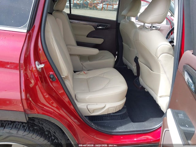 2022 TOYOTA HIGHLANDER 5TDEBRCH4NS081062 Photo 7