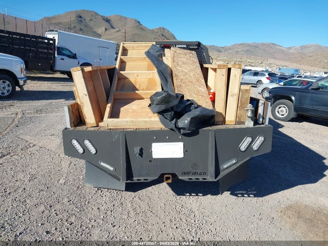 44738357 :رقم المزاد ، 1FTSW31F6YEA20294 vin ، 2000 Ford F-350 Lariat/xl/xlt مزاد بيع