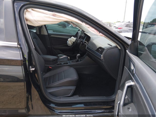 Продаж на аукціоні авто 2023 Volkswagen Jetta 1.5t Se, vin: 3VW7M7BU3PM007556, номер лоту: 44738376