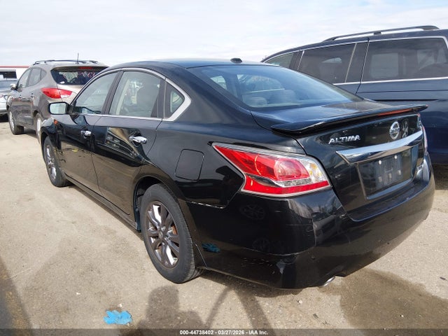 Nissan Altima 2.5 S 2015 1N4AL3AP3FC476393 Image 3