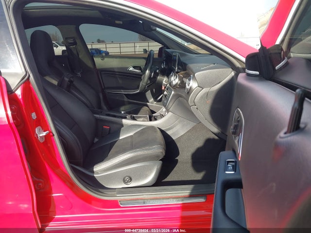 WDDSJ4GB2EN134190 Mercedes-Benz CLA 250 4MATIC