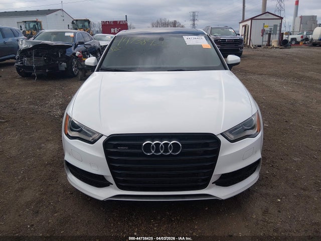 44738425 :رقم المزاد ، WAUB8GFF1G1106531 vin ، 2016 Audi A3 2.0t Premium مزاد بيع