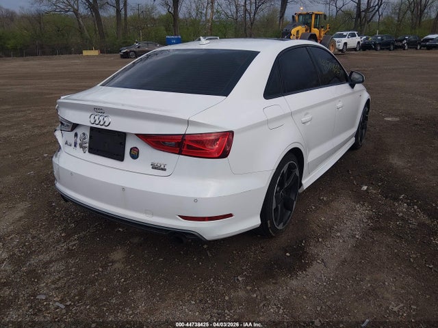 44738425 :رقم المزاد ، WAUB8GFF1G1106531 vin ، 2016 Audi A3 2.0t Premium مزاد بيع