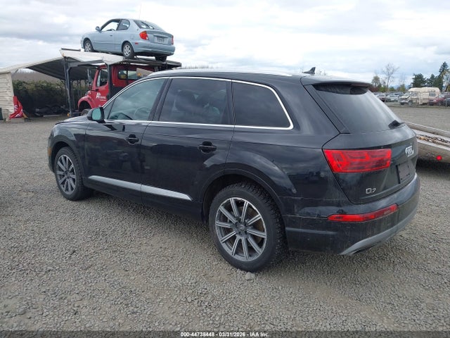 44738448 :رقم المزاد ، WA1LHAF79KD026604 vin ، 2019 Audi Q7 45 Premium مزاد بيع
