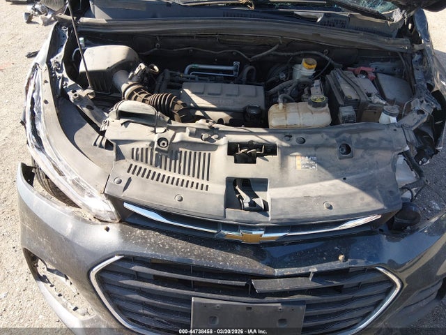 3GNCJKSB8LL113682 Chevrolet Trax Fwd Ls