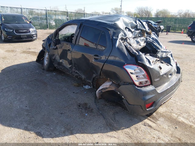 3GNCJKSB8LL113682 Chevrolet Trax Fwd Ls