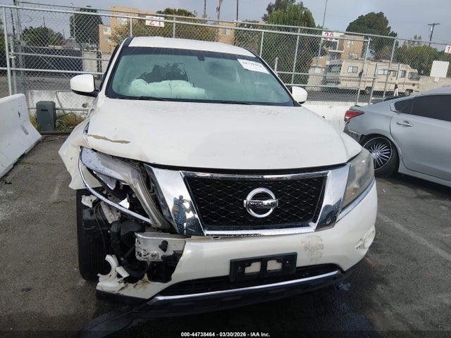 5N1AR2MN5FC615383 Nissan Pathfinder S