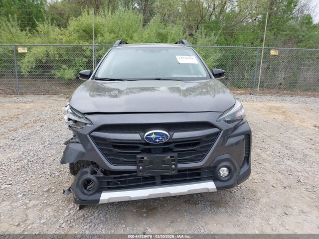 4S4BTANC4P3115360 Subaru Outback Limited