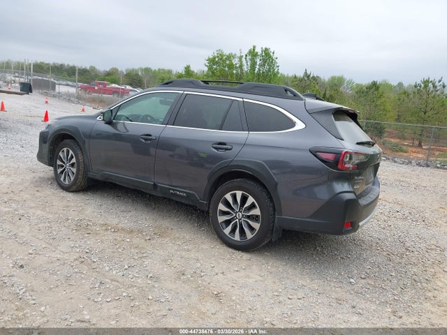 4S4BTANC4P3115360 Subaru Outback Limited