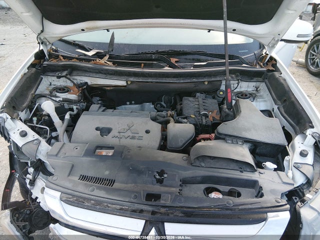 2017 MITSUBISHI OUTLANDER JA4AD3A35HZ053698 Photo 9