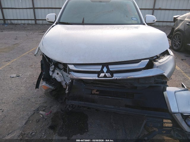 Продаж на аукціоні авто 2017 Mitsubishi Outlander Se, vin: JA4AD3A35HZ053698, номер лоту: 44738481