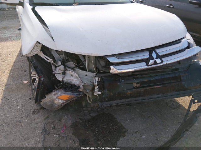 Продаж на аукціоні авто 2017 Mitsubishi Outlander Se, vin: JA4AD3A35HZ053698, номер лоту: 44738481