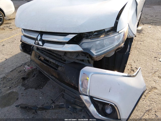 2017 MITSUBISHI OUTLANDER JA4AD3A35HZ053698 Photo 5