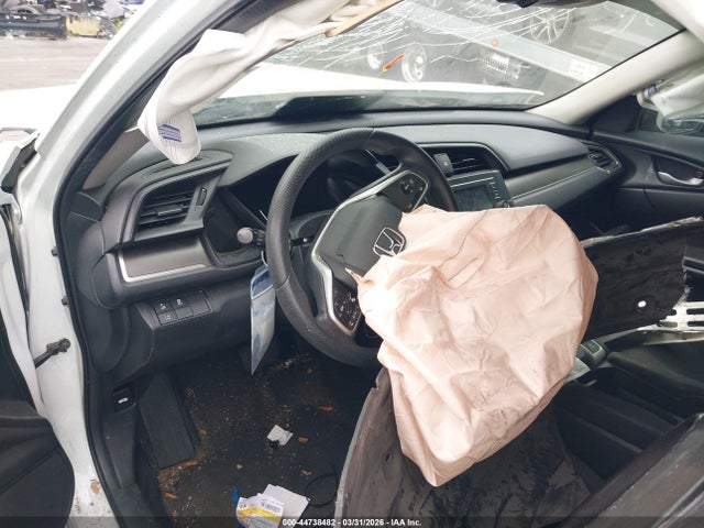44738482 :رقم المزاد ، 2HGFC2F68LH571262 vin ، 2020 Honda Civic Lx مزاد بيع