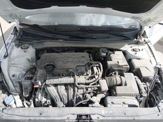 Продажа на аукционе авто 2022 Hyundai Elantra Sel, vin: 5NPLM4AGXNH068627, номер лота: 44738483