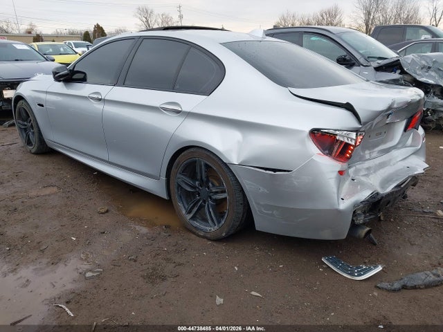 2015 BMW 535I WBA5B1C53FD918482 Photo 2