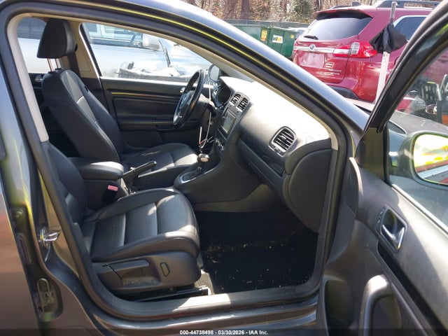 Продаж на аукціоні авто 2010 Volkswagen Jetta Se, vin: 3VWTZ7AJ2AM675167, номер лоту: 44738498
