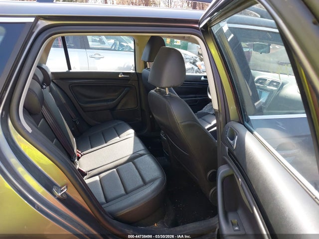 Продаж на аукціоні авто 2010 Volkswagen Jetta Se, vin: 3VWTZ7AJ2AM675167, номер лоту: 44738498