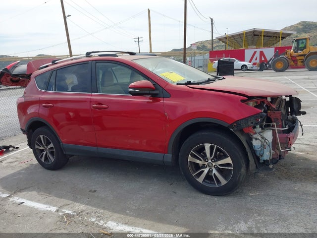 Toyota Rav4 Xle 2016 JTMWFREV4GJ081994 Image 14