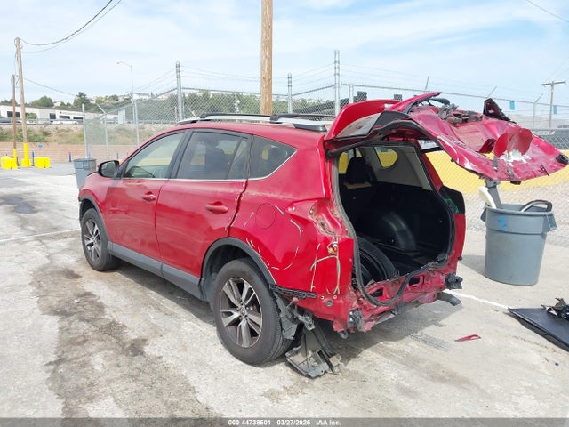 Toyota Rav4 Xle 2016 JTMWFREV4GJ081994 Image 3