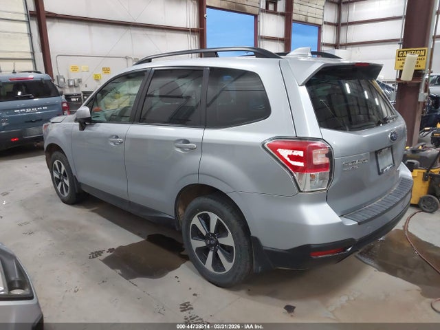 Продаж на аукціоні авто 2018 Subaru Forester 2.5i Premium, vin: JF2SJAEC6JH458550, номер лоту: 44738514
