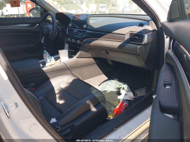 1HGCV2F30NA020005 Honda Accord Sport 2.0t