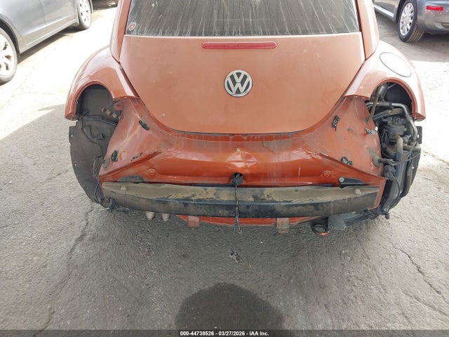 Продаж на аукціоні авто 2010 Volkswagen New Beetle 2.5l Red Rock Edition, vin: 3VWRG3AG9AM023434, номер лоту: 44738526
