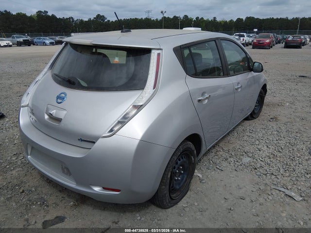 Nissan LEAF S 2015 1N4AZ0CP8FC319632 Image 4