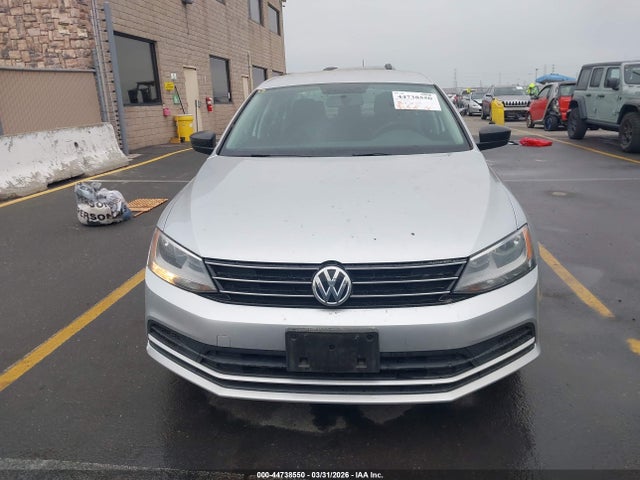 3VWD67AJ0GM249810 Volkswagen Jetta 1.4t Se