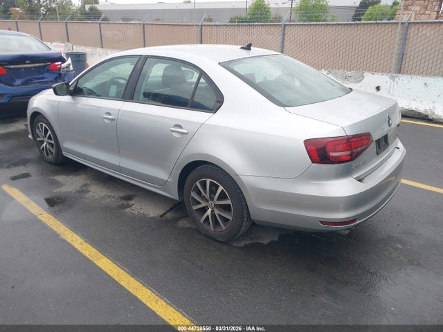 3VWD67AJ0GM249810 Volkswagen Jetta 1.4t Se