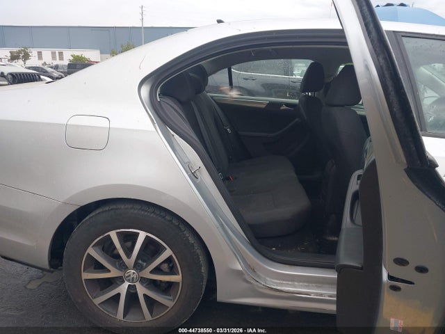 3VWD67AJ0GM249810 Volkswagen Jetta 1.4t Se