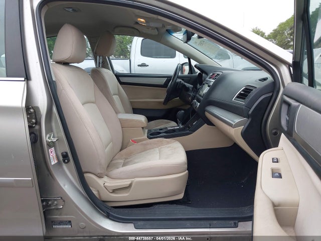 44738557 :رقم المزاد ، 4S3BNAF69H3011505 vin ، 2017 Subaru Legacy 2.5i Premium مزاد بيع