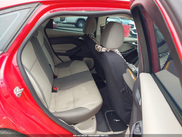 1FADP3F24EL118670 Ford FOCUS SE