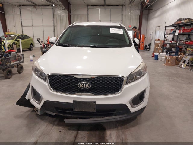 Продаж на аукціоні авто 2017 Kia Sorento 3.3l Lx, vin: 5XYPGDA56HG333255, номер лоту: 44738659