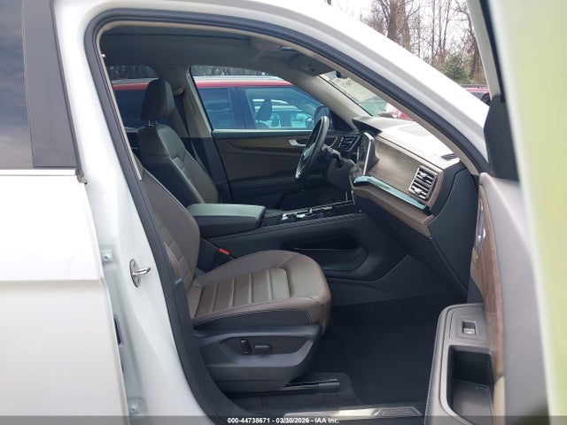 Продажа на аукционе авто 2024 Volkswagen Atlas 2.0t Sel, vin: 1V2BR2CA2RC610894, номер лота: 44738671