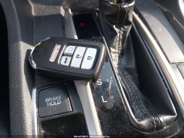 44738675 :رقم المزاد ، 19XFC1F92GE203762 vin ، 2016 Honda Civic Touring مزاد بيع