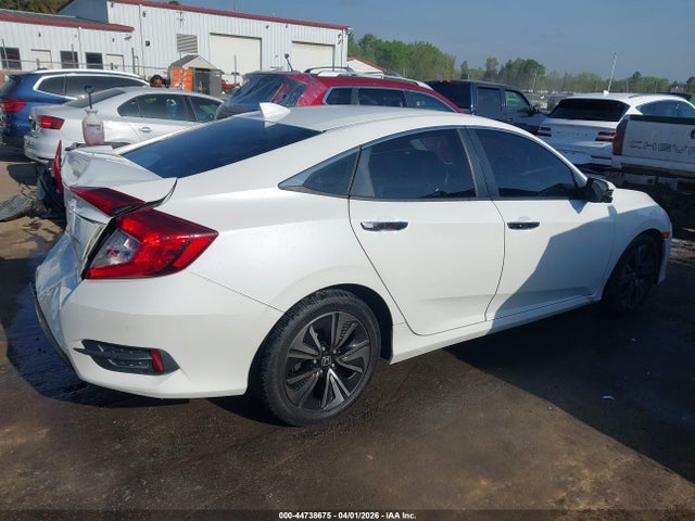 44738675 :رقم المزاد ، 19XFC1F92GE203762 vin ، 2016 Honda Civic Touring مزاد بيع