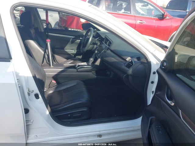 44738675 :رقم المزاد ، 19XFC1F92GE203762 vin ، 2016 Honda Civic Touring مزاد بيع
